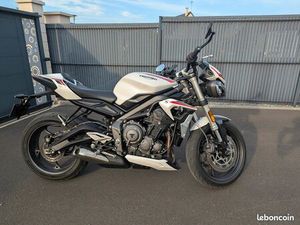 TRIUMPH STREET TRIPLE 660S - A2 (47.5 CH)