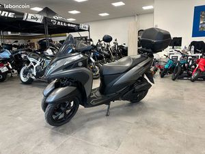YAMAHA TRICITY 125