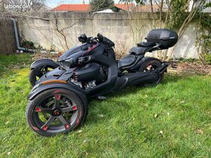 CAN AM RYKER 900 CM3