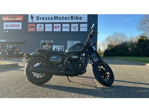 HYOSUNG GV 125 BOBBER