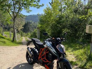KTM SUPERDUKE 1290