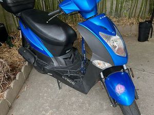 1 SCOOTER KYMCO 50 CM3 AGILITY OCCASION