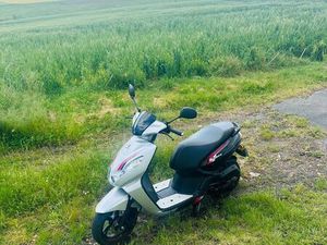 SCOOTER PEUGEOT KISBEE