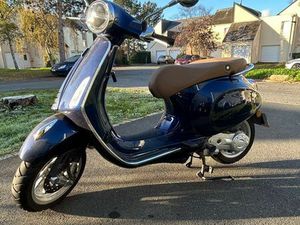 VESPA PRIMAVERA 50CM3 BLEU