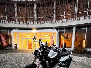 SUPER SOCO TC MAX 2022 – ÉLECTRIQUE ÉQUIV. 125 CC – PNEUS PIRELLI + ENTRETIEN RÉCENT