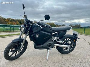 SUPER SOCO TC MAX 5000W BLACK (EQ. 125CM3)