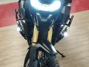 MOTO TRIUMPH TIGER 1200 RALLY EXPLORER