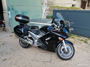 YAMAHA FJR
