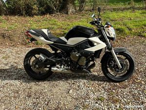 YAMAHA XJ6
