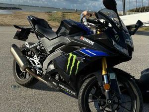 YAMAHA YZFR-125 2020 LIGNE COMPLÈTE AKRAPOVIC