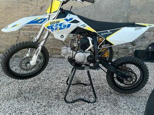 YCF 125