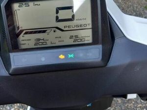 A VENDRE SCOOTER 125