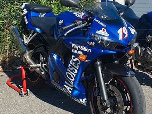VEND YAMAHA R6