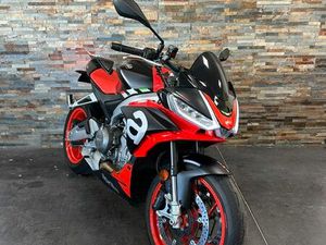 APRILIA TUONO 660