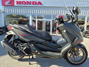 HONDA FORZA 125 SPECIAL EDITION