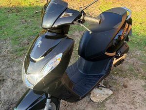 SCOOTER PEUGEOT KISBEE 49,9 CC