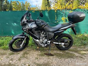 HONDA 700 TRANSALP ANNÉE 2010