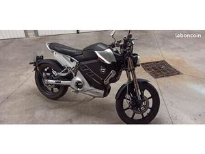 SUPER SOCO TCMAX – 125 CM³ ÉLECTRIQUE – 2022 – ÉTAT IMPECCABLE