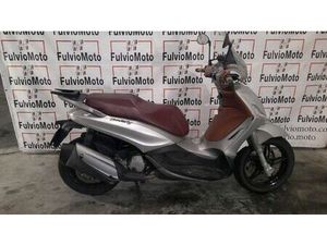 PIAGGIO BEVERLY 350 2016 350 CM3 | SCOOTER | 39 781 KM | 13200 ARLES