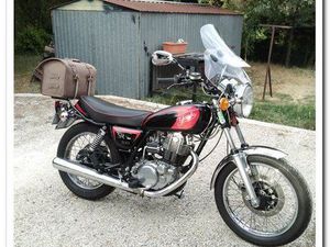 MOTO YAMAHA SR500