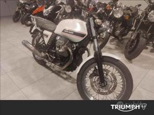 MOTO GUZZI V7 750 CLASSIC