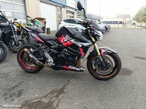 SUZUKI GSR750 ABS