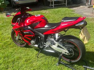 HONDA FIREBLADE CBR 600 RR