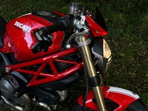 DUCATI MONSTER 1100 EVO