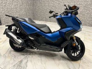 HONDA ADV 350 BLAU