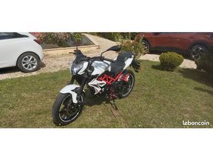 BENELLI 125 BN 2023 (1800KM)