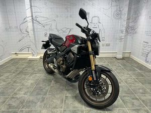USED HONDA CB650R E-CLUTCH FOR SALE IN GLASGOW