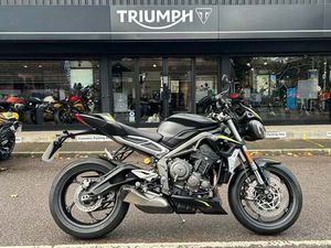 USED TRIUMPH STREET TRIPLE RS FOR SALE IN CROYDON