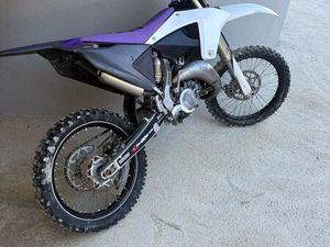 125 YZ