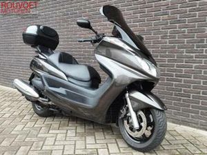 YAMAHA YP 400 MAJESTY MOTORSCOOTER 400CC — MOTOREN | YAMAHA — MARKTPLAATS