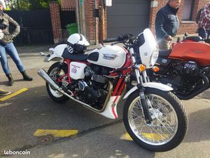 TRIUMPH 900 THRUXTON SÉRIE LIMITÉE