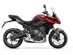 TRIUMPH TIGER SPORT 660 - SKLADEM - SLEVA 10.000 KČ A SADA KUFRŮ ZDARMA