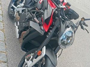 MV AGUSTA BRUTALE 1000 RS + ZUBEHÖR