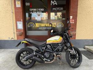 DUCATI SCRAMBLER 800
