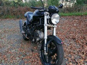 DUCATI MONSTER M600 BRITEIROS SANTO ESTÊVÃO E DONIM