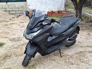 HONDA FORZA 125 - COMO NOVA ALENQUER (SANTO ESTÊVÃO E TRIANA)