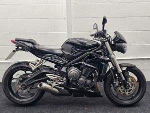 TRIUMPH STREET TRIPLE S 765 CC