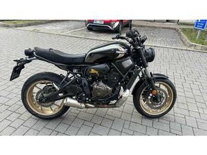 YAMAHA XSR 700