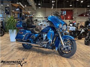 2014 HARLEY-DAVIDSON ELECTRA GLIDE ULTRA LIMITED // DAYTONA BLUE