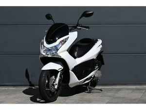 HONDA PCX 125 125 CM3, 2010 GOD.