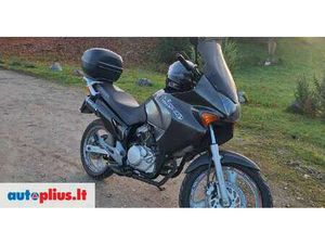 HONDA XL (VARADERO) 125 CC, ENDURO / ADVENTURE