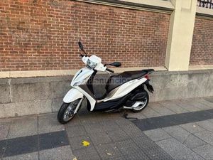 PIAGGIO - MEDLEY
