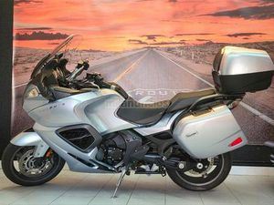 TRIUMPH - THUNDERBIRD SE