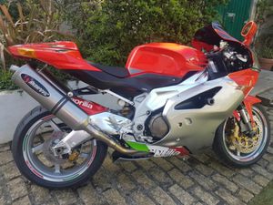 APRILIA RSVR 2004