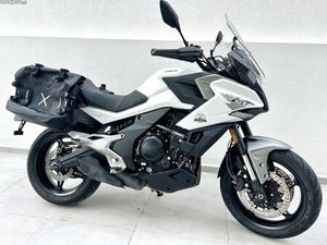 YAMAHA TTR 600