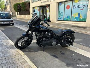 HARLEY DAVIDSON STREET BOB URGENT